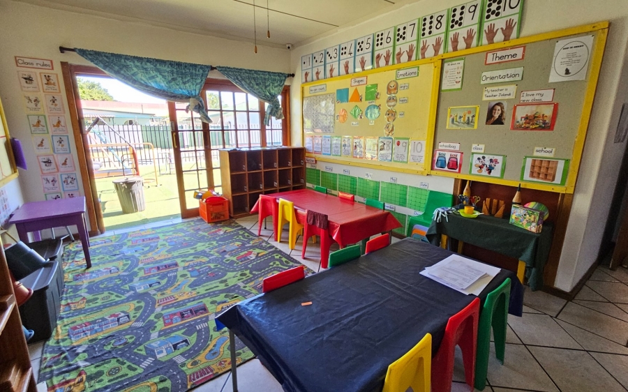 To Let 6 Bedroom Property for Rent in Potchefstroom North North West